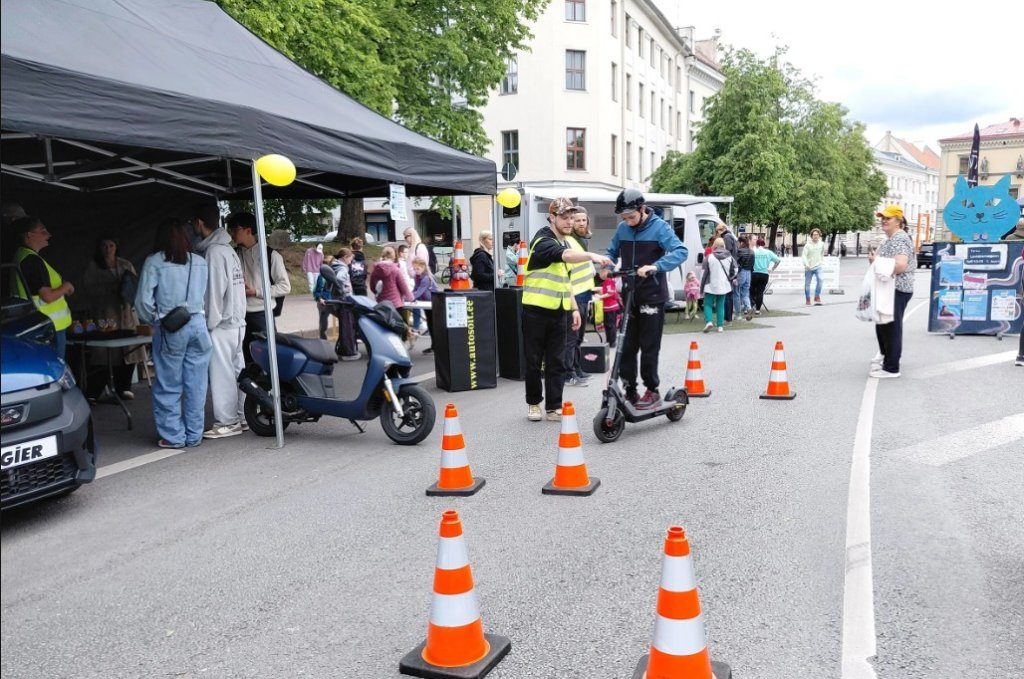 Kergliikur suvises linnaliikluses